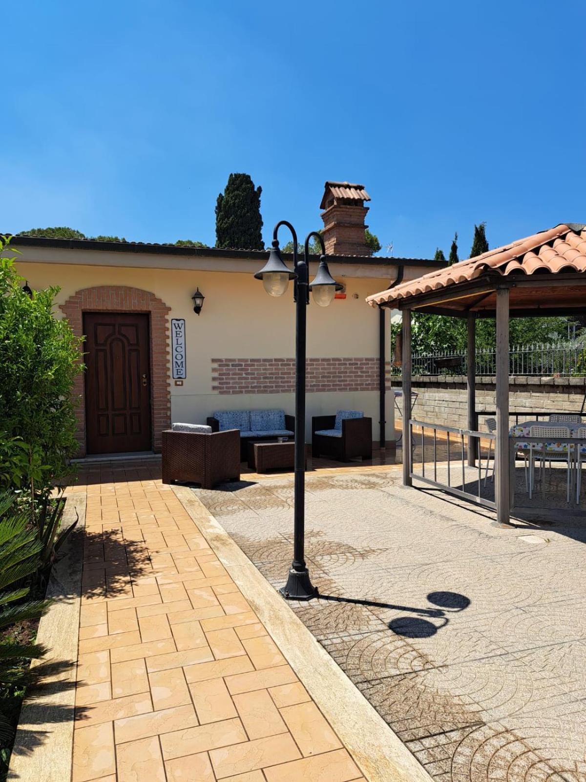 Apartment Roma Tor Vergata Con Giardino Kültér fotó
