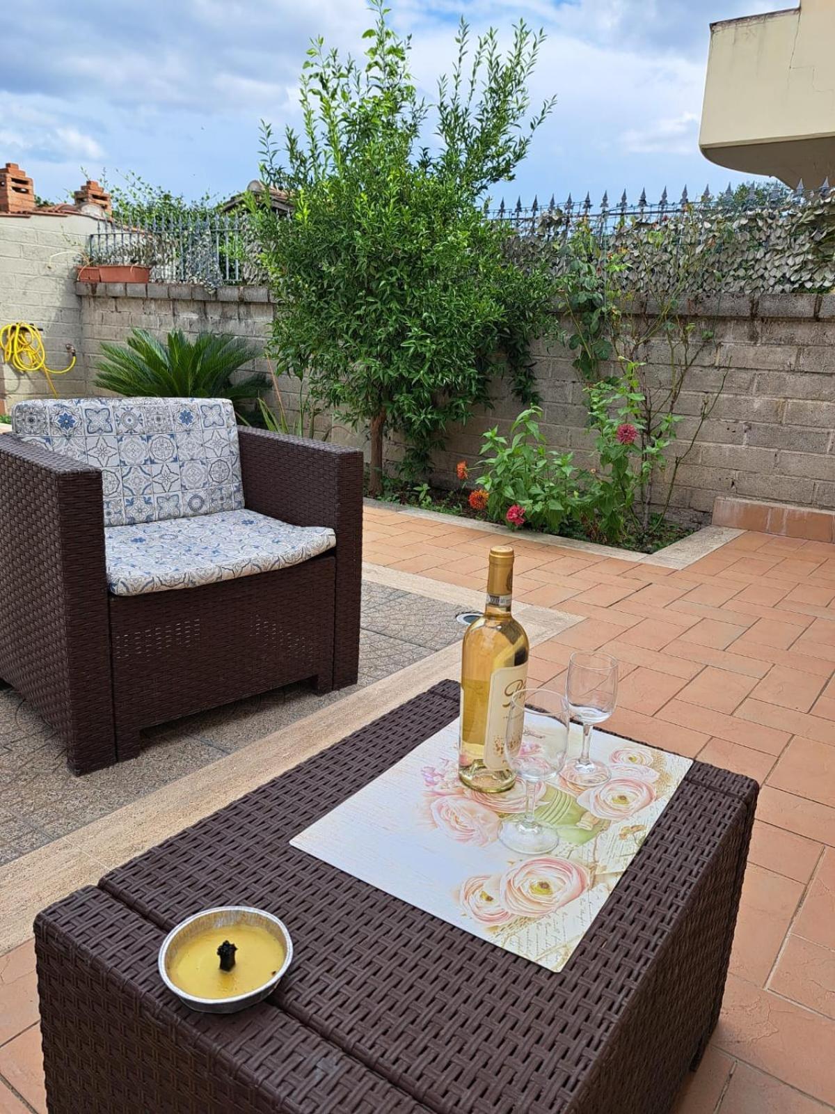 Apartment Roma Tor Vergata Con Giardino Kültér fotó
