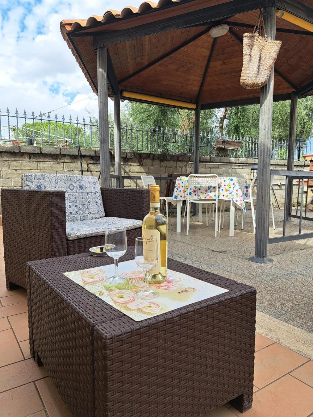 Apartment Roma Tor Vergata Con Giardino Kültér fotó